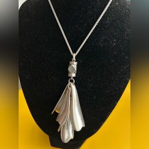 NWT Lucky Brand Petal-Like Necklace